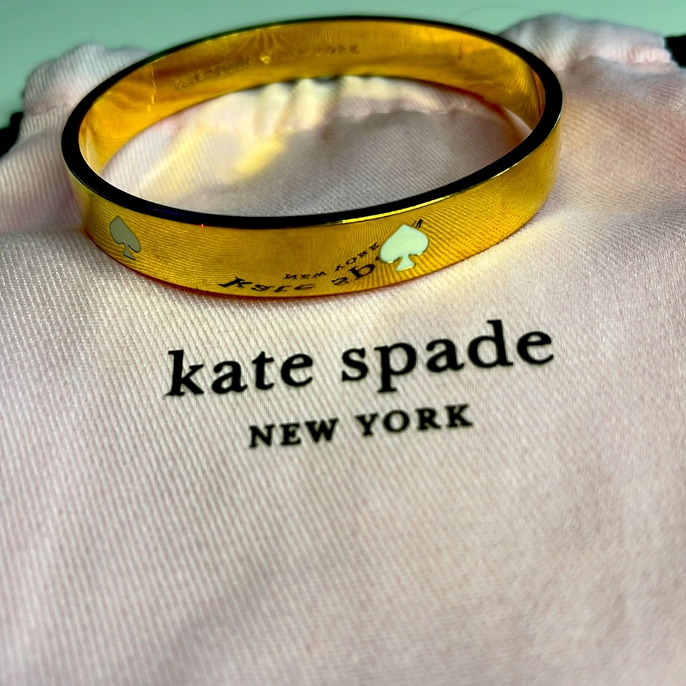 Kate spade spot the spade ace of spades bangle bracelet